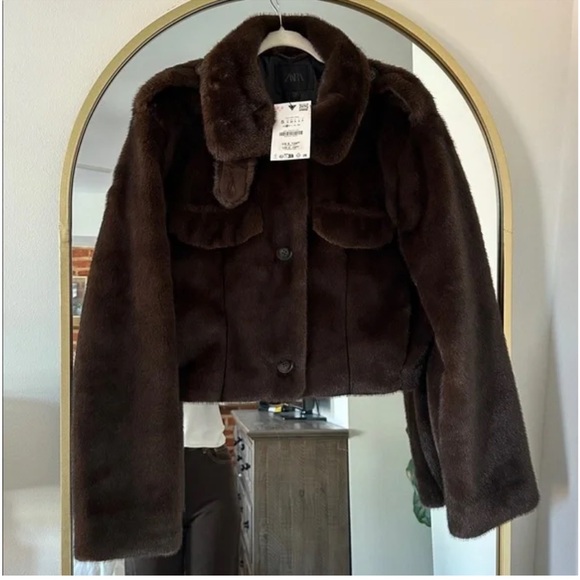 NWT Zara Cropped Faux Fur Jacket in Dark Brown - Picture 8 of 11